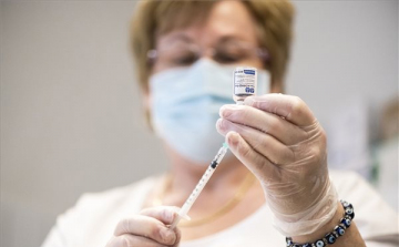 A brit mutáns új variációja sem ellenállóbb a védőoltásokkal szemben