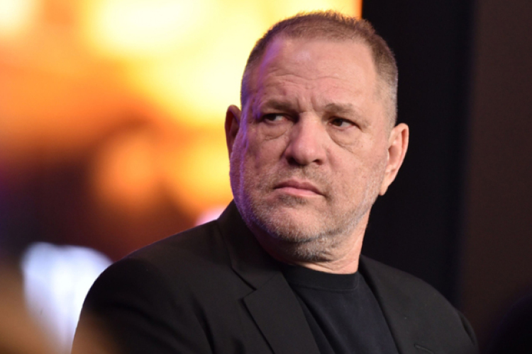 Három nő szexuális erőszakkal vádolja a filmmogult