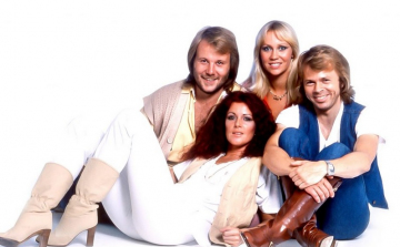 Negyven év után először ABBA-dalok a brit slágerlistárán