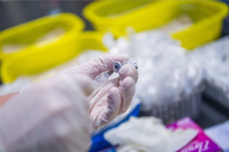 November elején kezdhetik az 5 és 11 év közötti gyerekek oltását az Egyesült Államokban