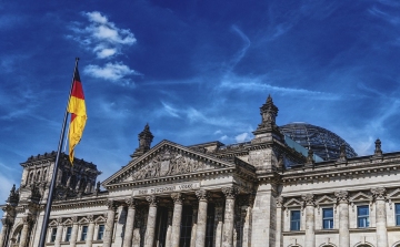 Csaknem 180 millió eurót költött idén tanácsadókra a német kormány