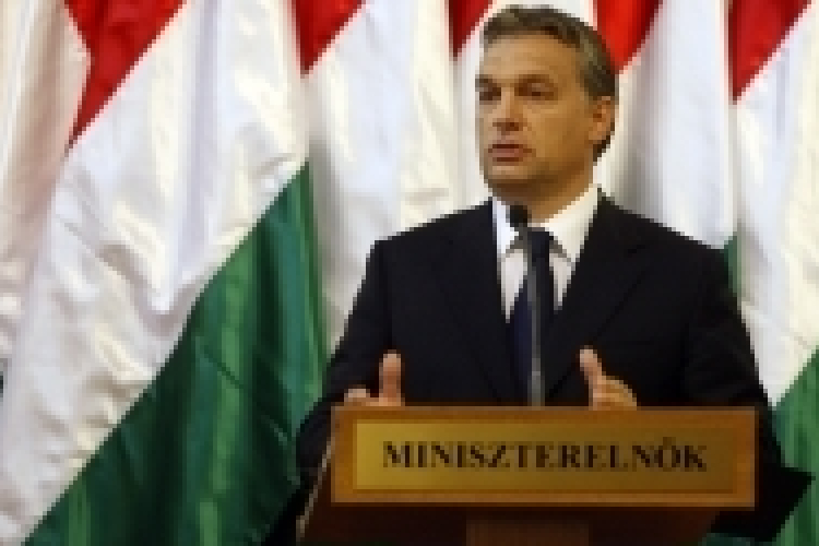 50 százalékban magyar bankrendszert akar Orbán