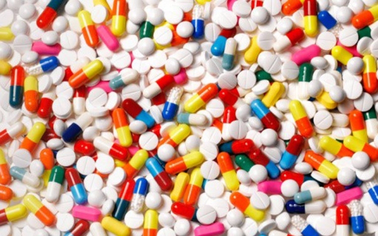 Száznál több hamis gyógyszert forgalmazó magyar nyelvű honlapot találtak