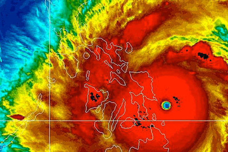 Az elmúlt száz év legnagyobb földi vihara csapott le a Fülöp-szigetekre