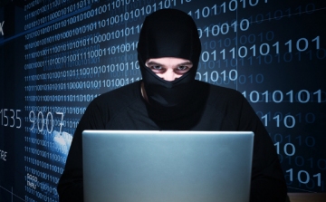 A kisvállalkozásokon keresztül jutnak el a nagyokhoz a kiberbűnözők