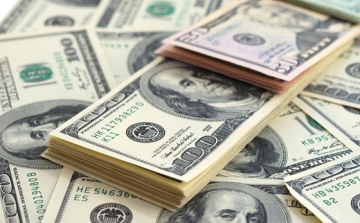 'Amíg van dollár, van élet'