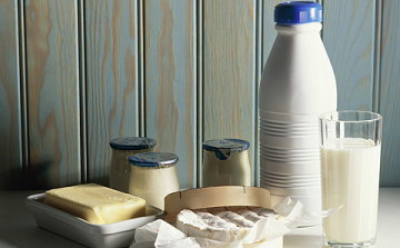 Növelik a mellrák kockázatát a magas zsírtartalmú tejtermékek