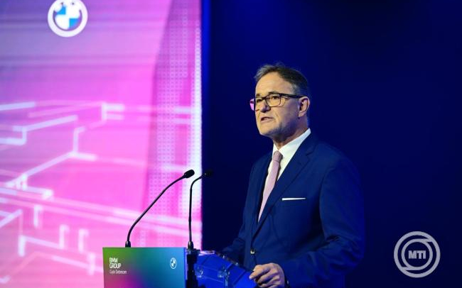Vezérigazgató: sikeres a Debrecenben gyártott BMW iX3