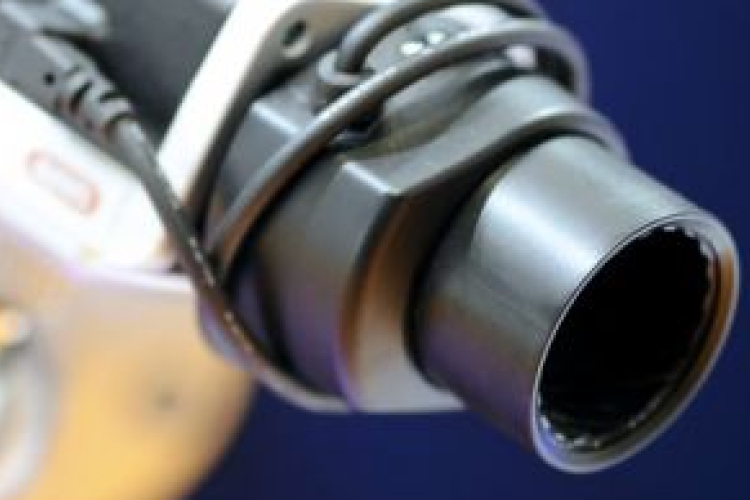 Kiverte a biztosítékot a vevő-arcleolvasó