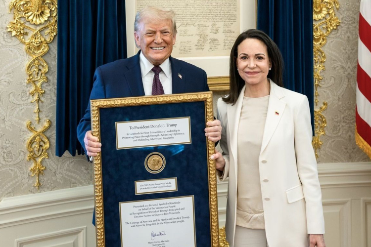 Donald Trump szép gesztusnak nevezte, hogy Maria Corina Machado neki adta a Nobel-békédíját